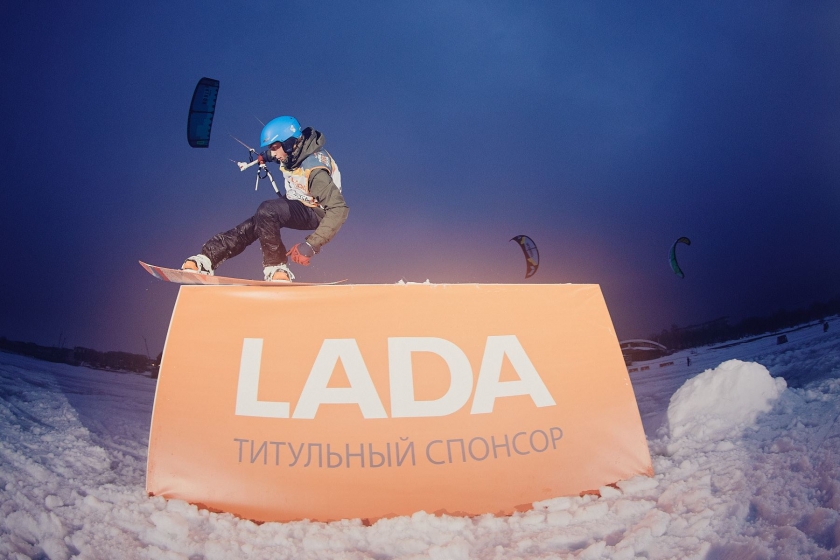 LADA стала партнером Чемпионата мира по зимним видам парусного спорта WISSA-2017